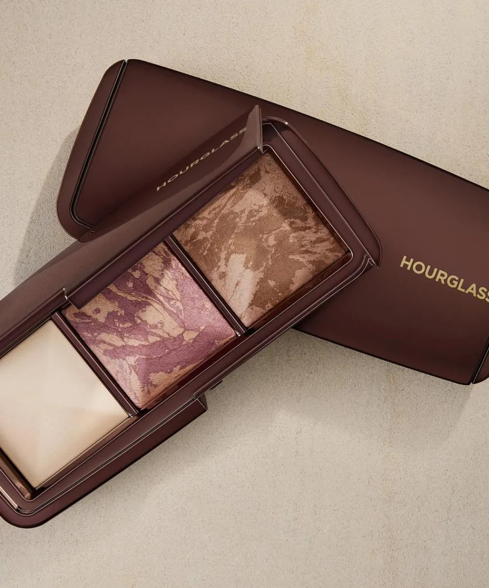 Hourglass Eyes^Ambient Lighting Palette Diffused Edit