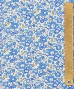 Liberty Fabrics Classic Tana Lawn|Tana Lawn™ Cotton^Betsy Ann Tana Lawn™ Cotton