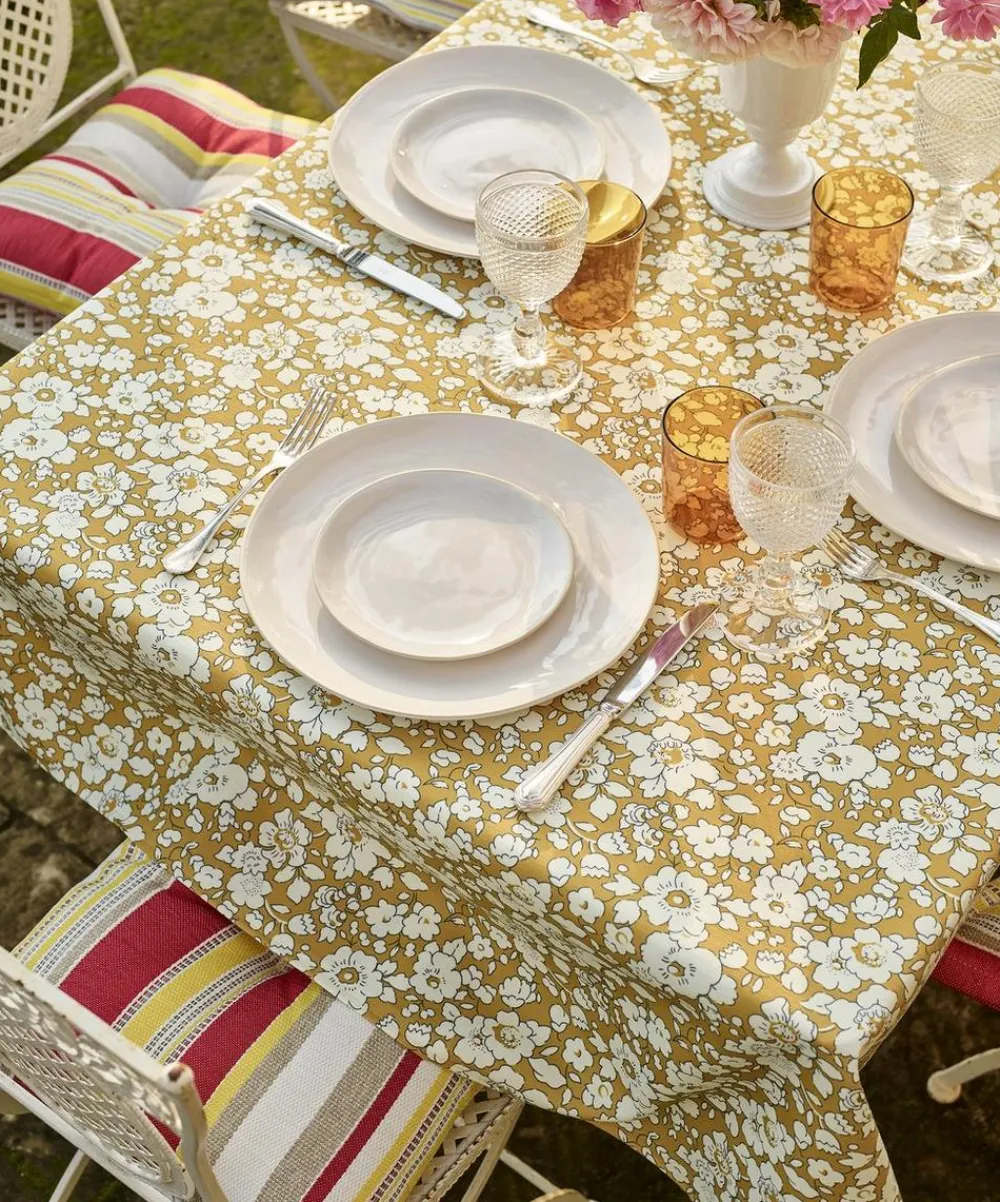 Liberty Interiors Furnishing Fabrics^Betsy Bloom Easton in Fennel – Outdoor