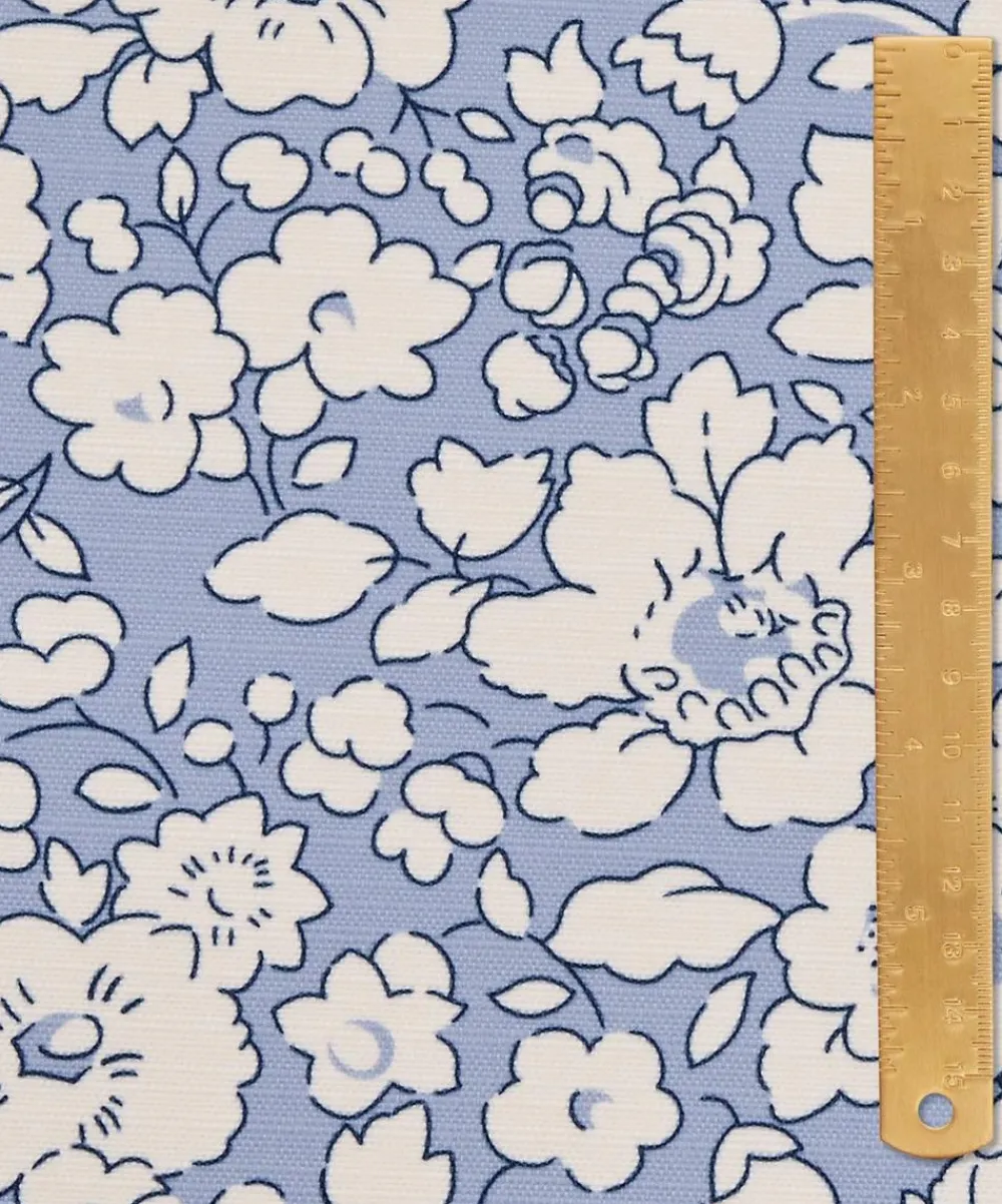 Liberty Interiors Furnishing Fabrics^Betsy Bloom Easton in Lapis – Outdoor