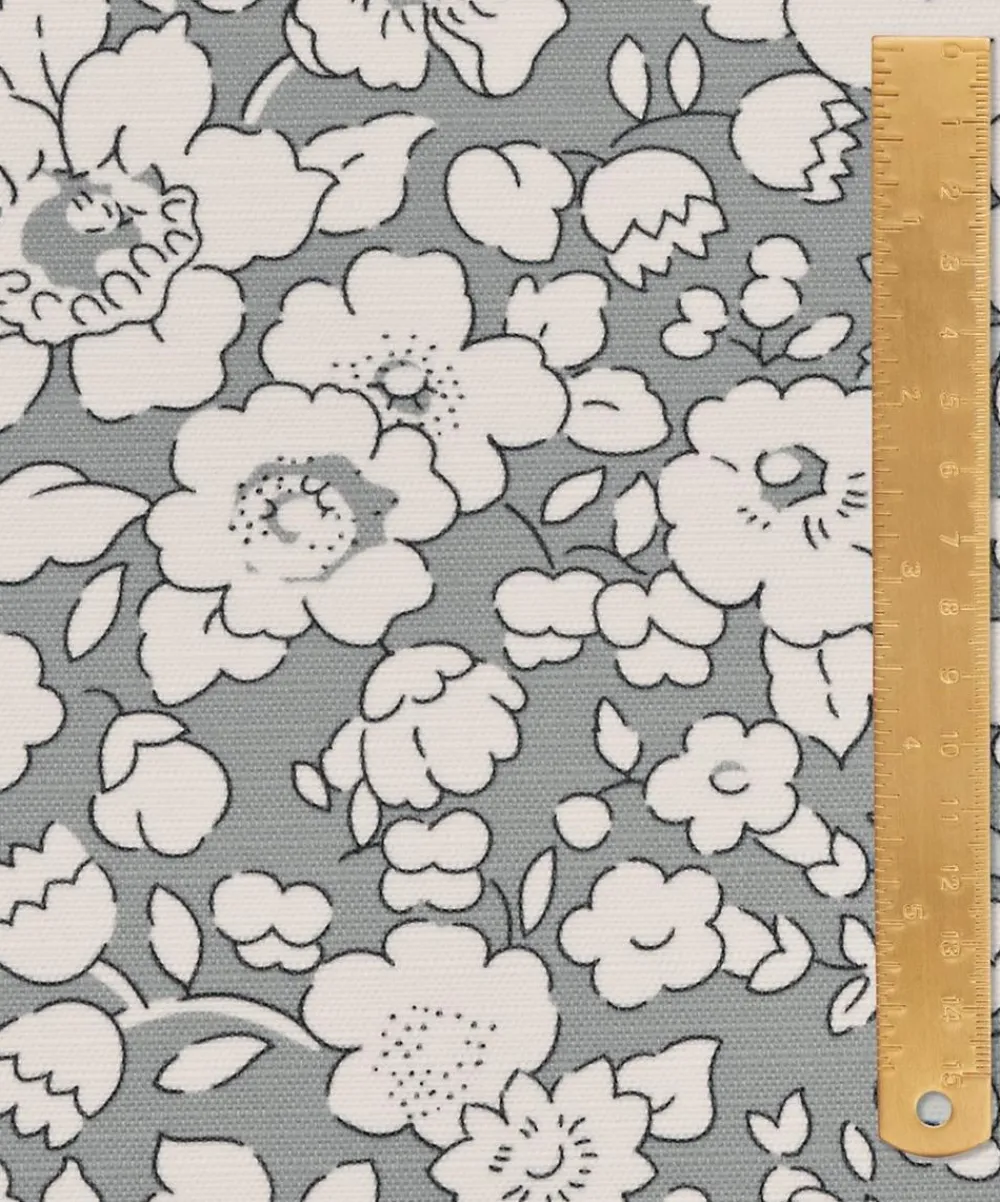 Liberty Interiors Furnishing Fabrics^Betsy Bloom Easton in Pewter – Outdoor