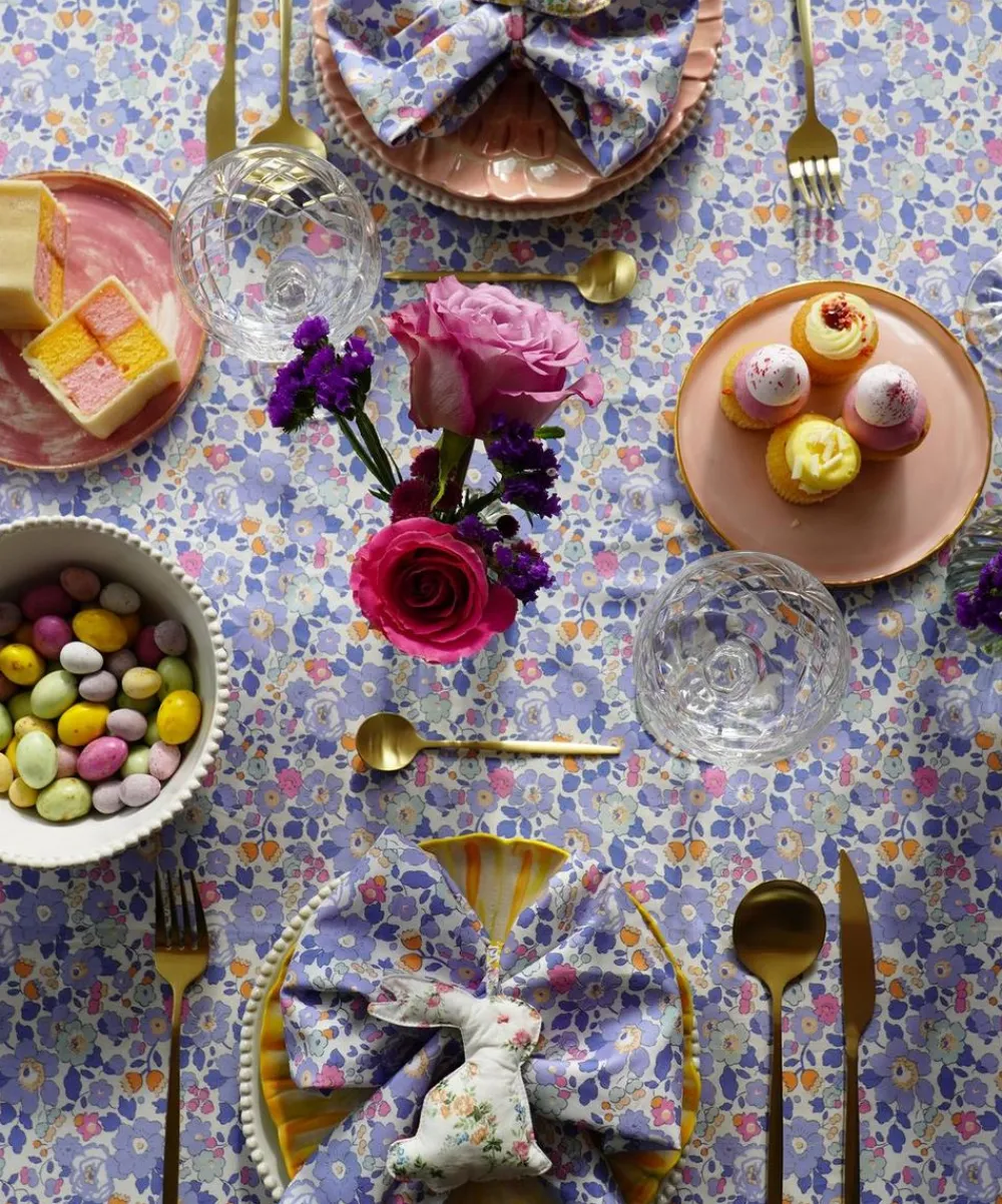 Coco & Wolf Tableware^Betsy Lavender Square Tablecloth