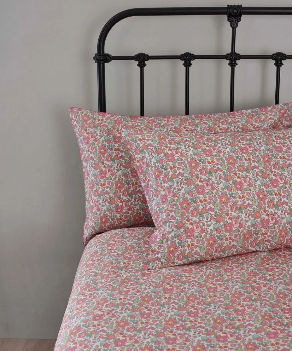 Liberty Bedding|Bedroom^Betsy Pink Tana Lawn™ Single Fitted Sheet