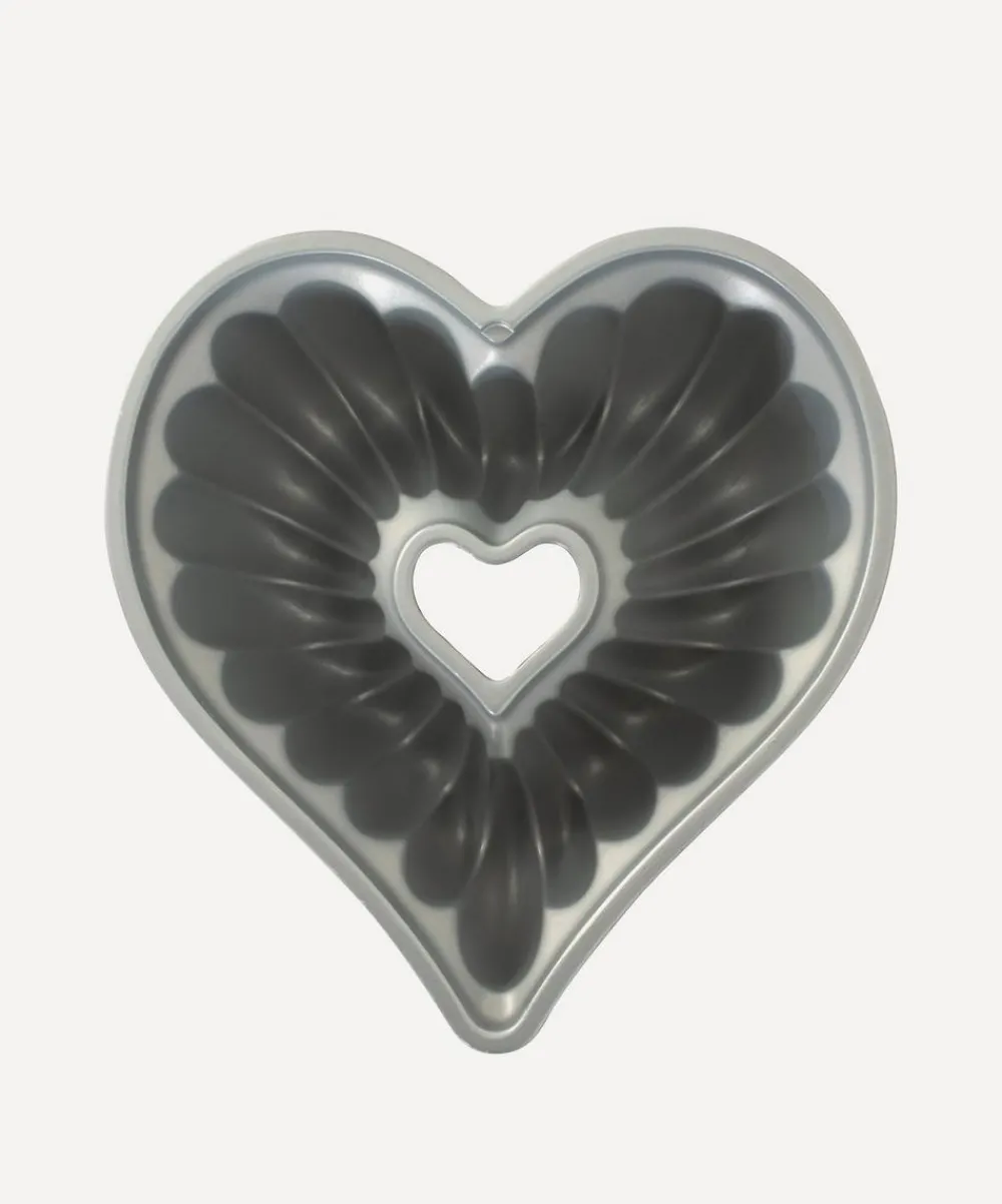 Nordic Ware Cookware^Elegant Heart Bundt® Pan
