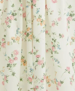Liberty Fabrics Classic Tana Lawn|Tana Lawn™ Cotton^Elizabeth Tana Lawn™ Cotton