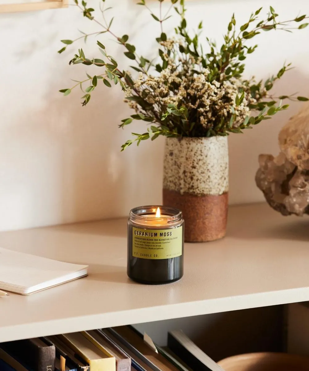 P.F. Candle Co. Candles & Candle Holders^Geranium Moss Candle 204g