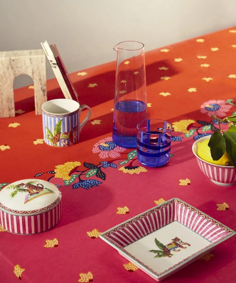 Lisa Corti Tableware^Indonesian Red Rose 180x270cm Tablecloth