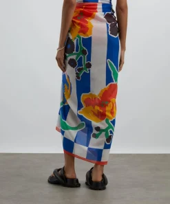 Liberty Scarves^Marianna’s Bouquet 130x170 Cotton Sarong