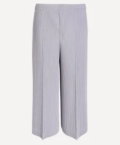 HOMME PLISSÉ ISSEY MIYAKE Shorts^MC JUNE Cloud Grey Pleated Shorts