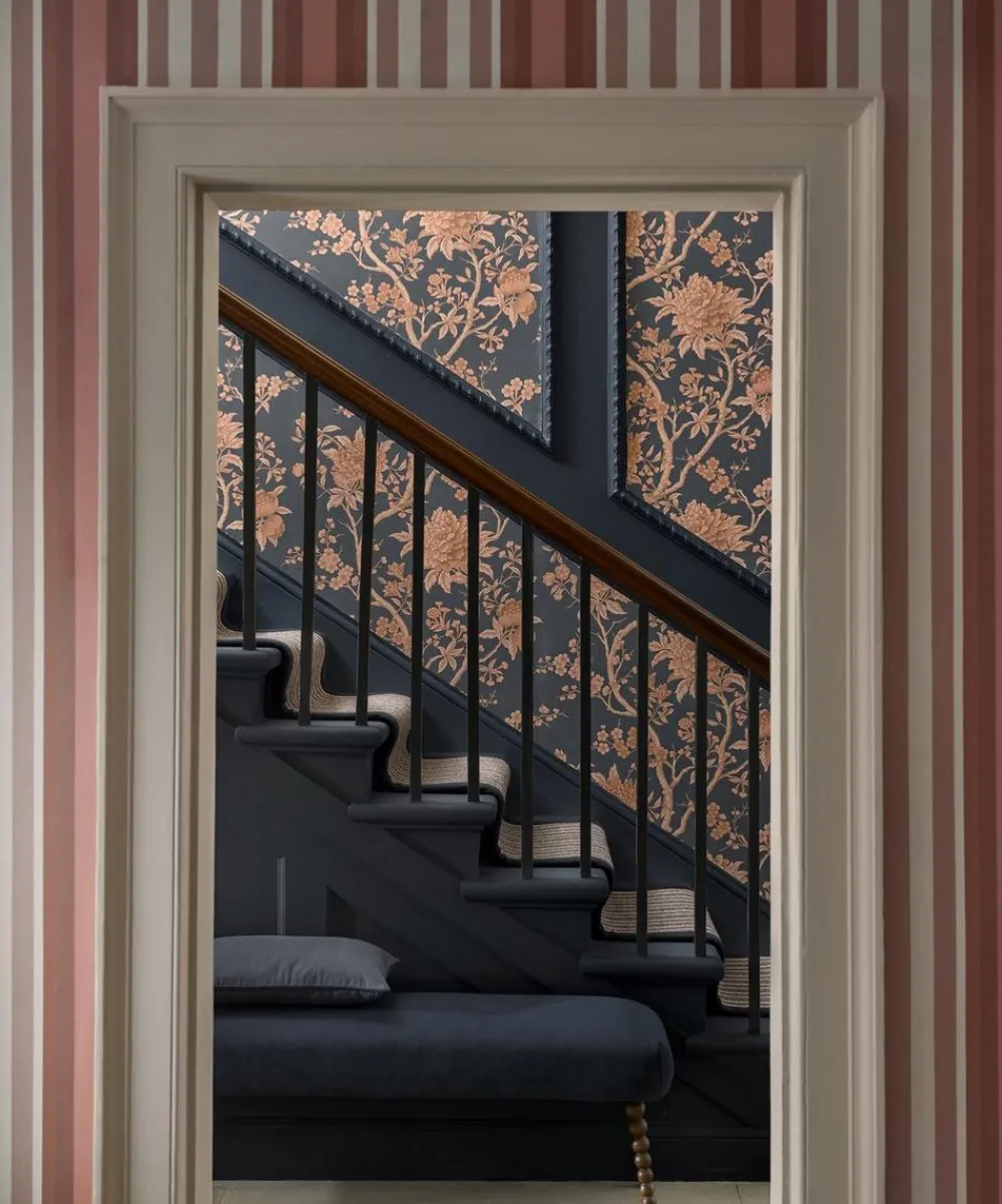Liberty Interiors Wallpaper|Wallpaper^Obi Stripe in Lacquer