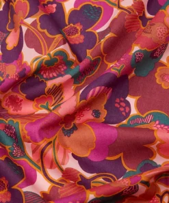 Liberty Fabrics Tana Lawn™ Cotton^Prospect Flower Tana Lawn™ Cotton