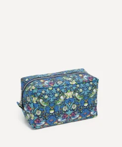 Liberty Tools & Wash Bags^Small Strawberry Thief Wash Bag