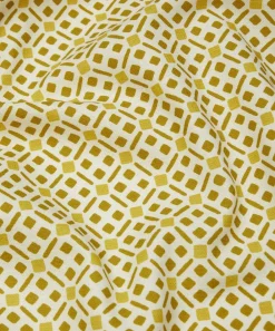 Liberty Interiors Furnishing Fabrics^Tapestry Trellis Cotton in Yarrow