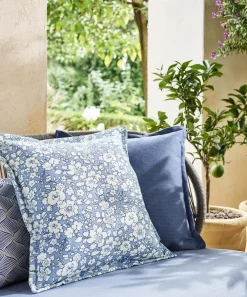 Liberty Interiors Furnishing Fabrics^Tempera Marwood in Borage – Outdoor