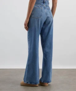 Frame Jeans^The Loose Relaxed Wide Jeans in Rundown
