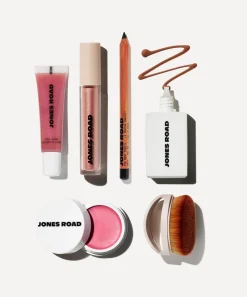 Jones Road Eyes^The Makeup Travel Kit 2.0 in Flushed