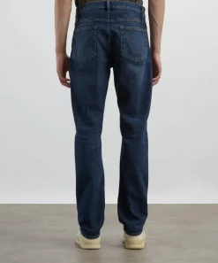 Frame Jeans^The Modern Straight Jeans in Pueblo