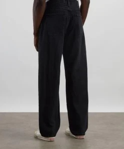 Nudie Jeans Jeans^Tuff Tony Loose-Fit Jeans in Vintage Black