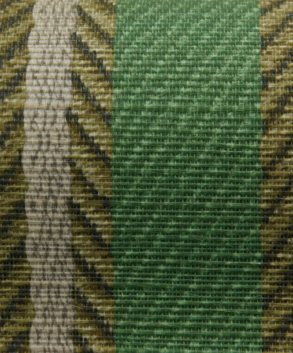 Liberty Fabrics Wallpaper|Wallpaper^Twill in Purslane