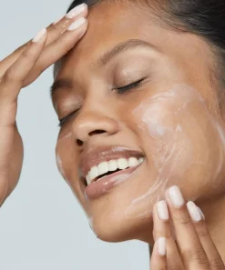Dermalogica Skin Concern|Cleansers & Toners^Ultracalming Cleanser 250ml