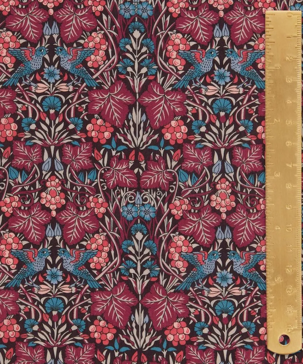 Liberty Fabrics Classic Tana Lawn|Tana Lawn™ Cotton^Vine Thief Tana Lawn™ Cotton